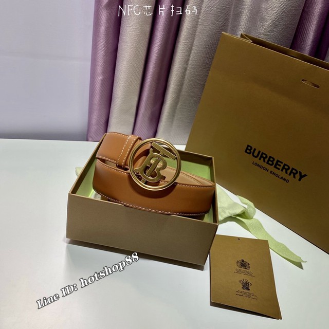 BURBERRY經典爆款皮帶 巴寶莉精緻專屬標識搭扣腰帶  jjp2692